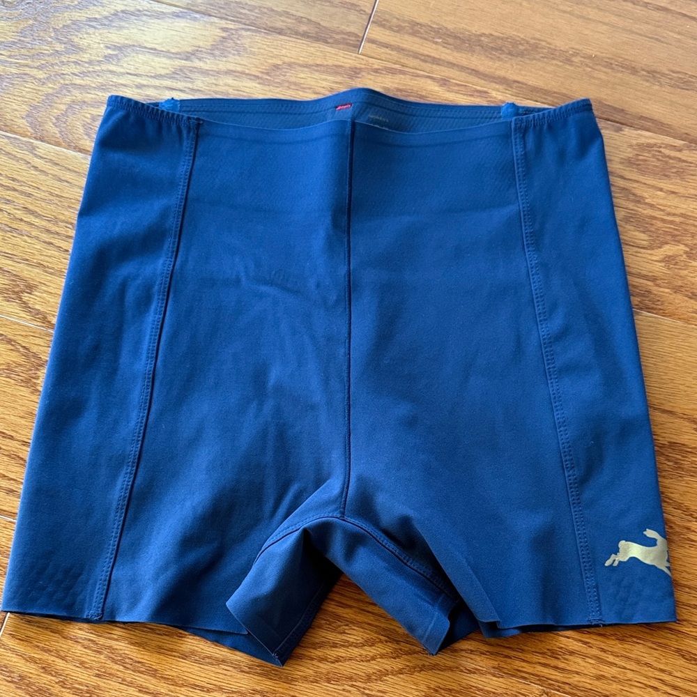 Tracksmith Women’s Strata Shorts with Gold Logo